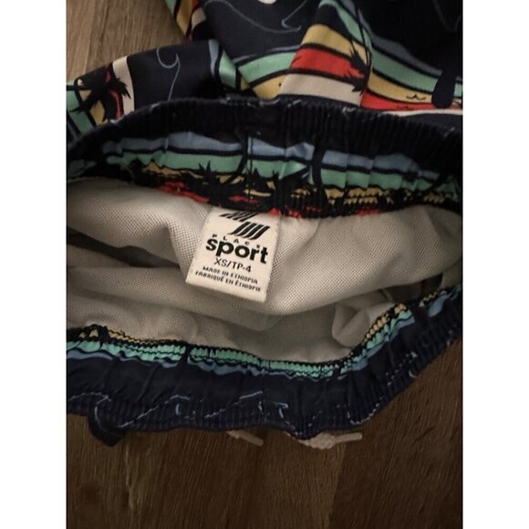 Palm tree tropical waves youth boy bathing suit swim trunks - Picture 4 of 4